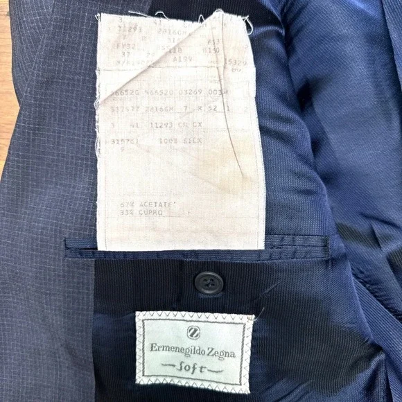 Ermenegildo Zegna Italy EU 52R/US 42R Soft 100% Silk Jacket Blue Check Jacket